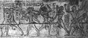 барельефы рестлеров в египетском храме